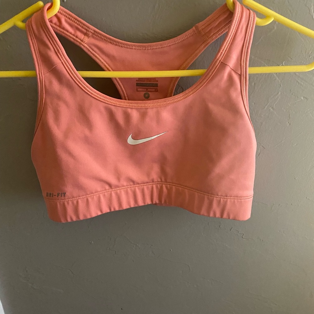 nike sports bra